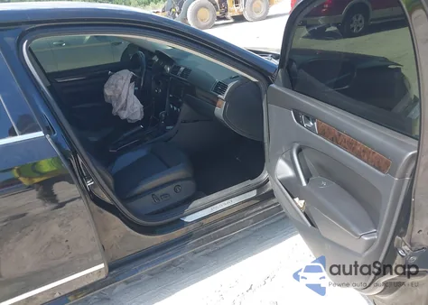 2015 Volkswagen Passat 2.0L Tdi Sel Premium from USA, damaged, VIN 1VWCV7A3XFC059044